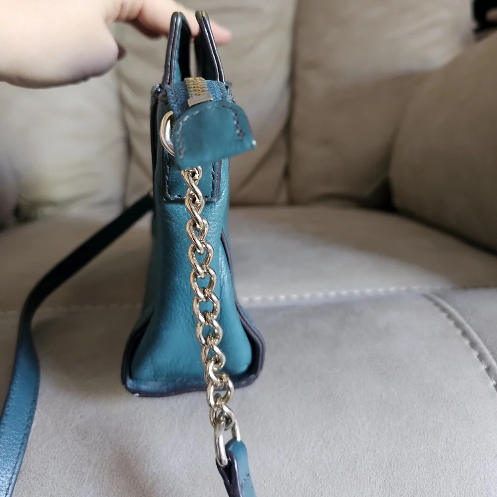 Kate Spade leather sea blue bow on a‎ front crossbody bag